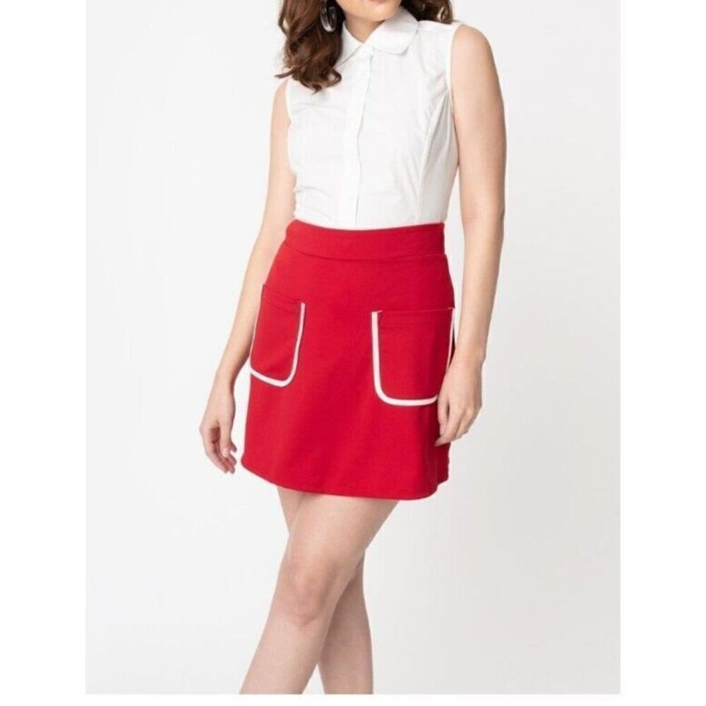 Smak Parlour‎ Skirt Size Medium 6/8 Red Front Pocket Mod Say it Loud Skirt